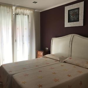 Habitación con 2 Camas Individuales